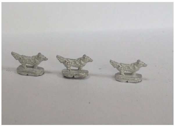 Perfect 6 Miniatures 3 Chiens.jpeg